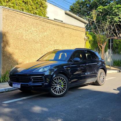 PORSCHE CAYENNE 3.0 V6 E-HYBRID PLATINUM EDITION AWD TIPTRONIC S PORSCHE CAYENNE 3.0 V6 E-HYBRID PLATINUM EDITION AWD TIPTRONIC S